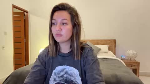 Snapshot of nellyfischer chatting on September 15, 2025, 3:34 pm Nelly online show from September 15, 2025, 3:34 pm