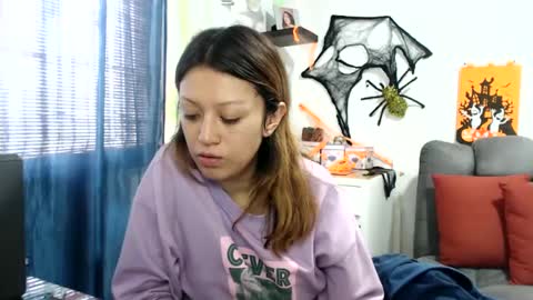 Snapshot of nena_lov chatting on October 8, 2025, 4:48 pm Star online show from October 8, 2025, 4:48 pm