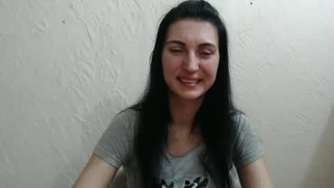Nensy online show from January 4, 2025, 9:20 pm
