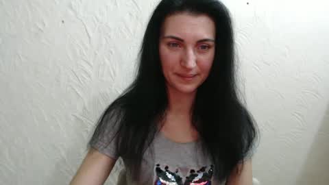 Nensy online show from January 18, 2025, 7:48 pm