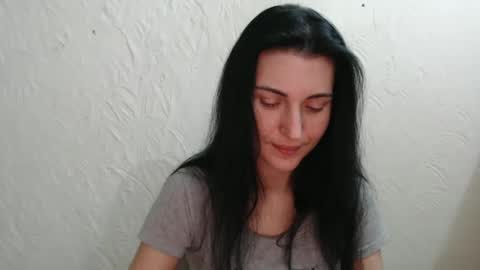 Nensy online show from January 18, 2025, 10:49 pm
