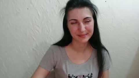 Nensy online show from March 6, 2025, 3:45 pm