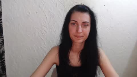 Nensy online show from May 5, 2026, 3:31 pm