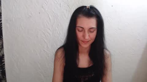 Snapshot of nensyfay_ chatting on May 15, 2026, 7:43 pm Nensy online show from May 15, 2026, 7:43 pm