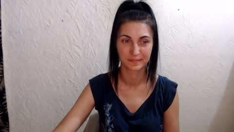 Snapshot of nensyfay_ chatting on August 1, 2026, 6:51 pm Nensy online show from August 1, 2026, 6:51 pm