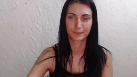 Snapshot of nensyfay_ chatting on August 4, 2026, 4:20 pm Nensy online show from August 4, 2026, 4:20 pm
