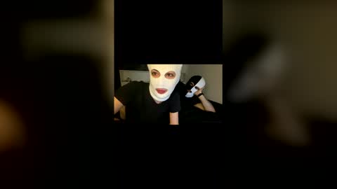 Fieryblow online show from April 22, 2026, 4:15 am