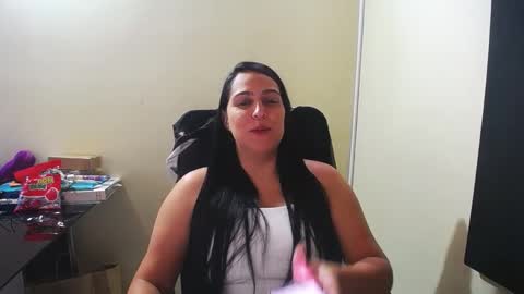 kelly lopez online show from January 9, 2025, 4:06 pm