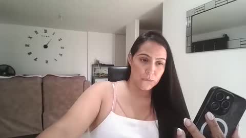 Snapshot of neny445 chatting on October 22, 2025, 6:07 pm kelly lopez online show from October 22, 2025, 6:07 pm