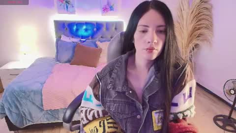 Sarah  online show from July 1, 2026, 3:41 am