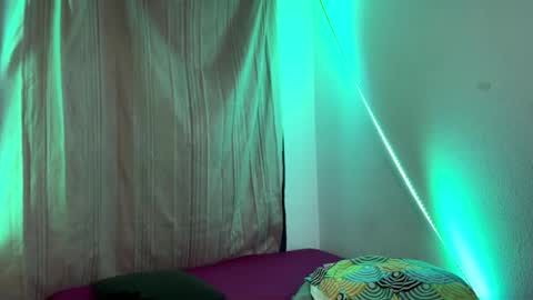 Maki online show from February 6, 2026, 2:49 am