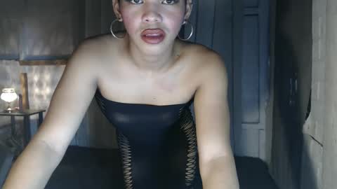 Snapshot of neomi_hardcock chatting on September 23, 2025, 6:38 am neomi online show from September 23, 2025, 6:38 am