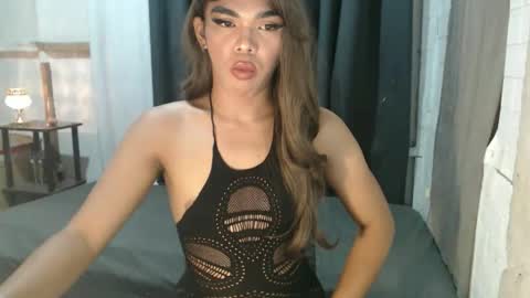 Snapshot of neomi_hardcock chatting on October 3, 2025, 3:42 pm neomi online show from October 3, 2025, 3:42 pm