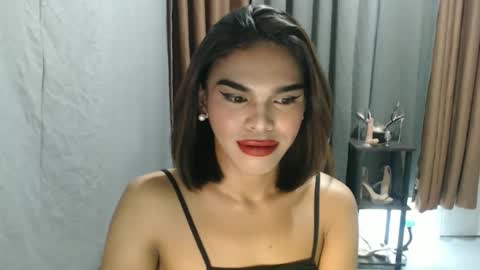 neomi online show from April 29, 2026, 7:09 pm