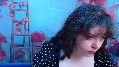 NeonilaLisova online show from February 15, 2026, 6:10 am