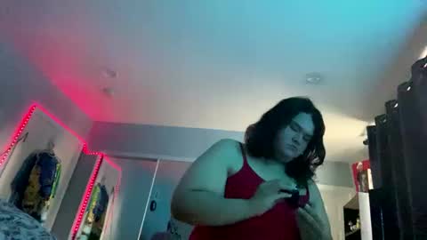 Neon online show from October 15, 2025, 9:48 pm