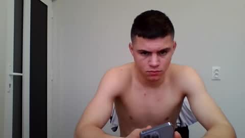 Snapshot of neoplayboy2 chatting on November 6, 2025, 12:06 pm neoplayboy2 online show from November 6, 2025, 12:06 pm