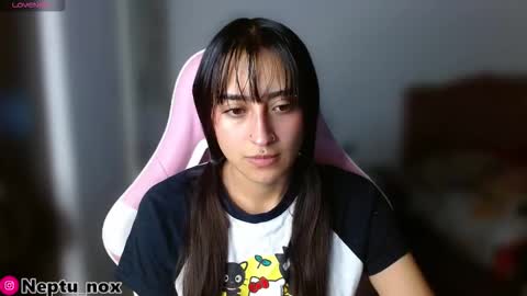 Snapshot of neptu_noxx chatting on February 14, 2026, 9:28 am Neptu noxx online show from February 14, 2026, 9:28 am