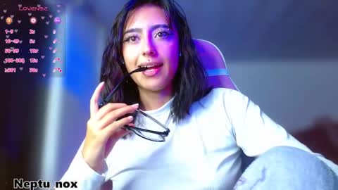 Snapshot of neptu_noxx chatting on March 10, 2026, 8:41 am Neptu noxx online show from March 10, 2026, 8:41 am