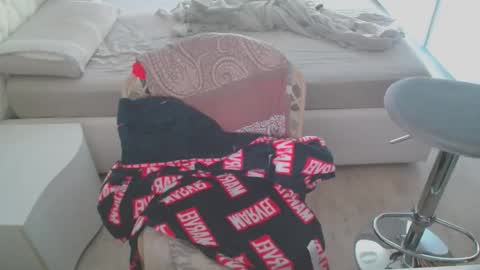 Snapshot of nerchia_89 chatting on October 3, 2025, 2:58 pm Nerchia89 online show from October 3, 2025, 2:58 pm