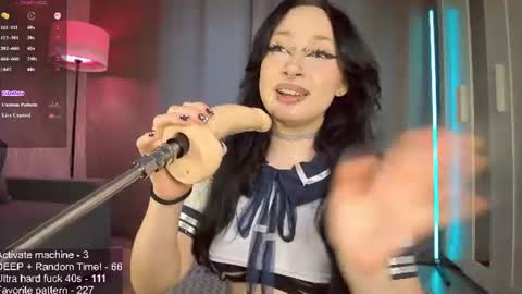 Lina Liza Emily and Grace online show from June 20, 2026, 12:08 pm