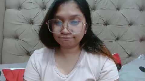 nerdypinaypie online show from March 12, 2026, 2:07 am