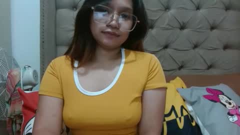 nerdysweetpinay online show from November 12, 2025, 1:55 pm