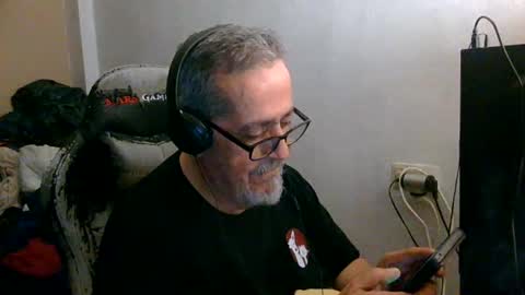 neron401 online show from May 9, 2026, 2:06 am