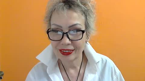 NessyJenixs online show from March 7, 2025, 6:00 pm