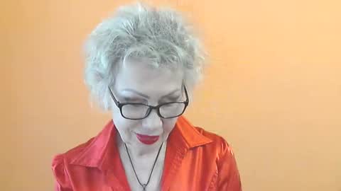NessyJenixs online show from May 18, 2026, 12:55 pm