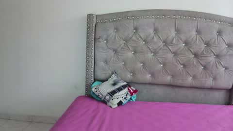 Snapshot of nesuko_kamado chatting on September 23, 2025, 5:27 pm nesuko_kamado online show from September 23, 2025, 5:27 pm