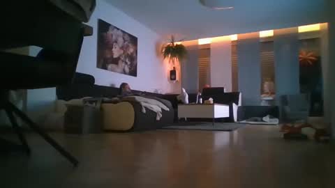 netsurfer511 online show from February 20, 2025, 7:08 pm