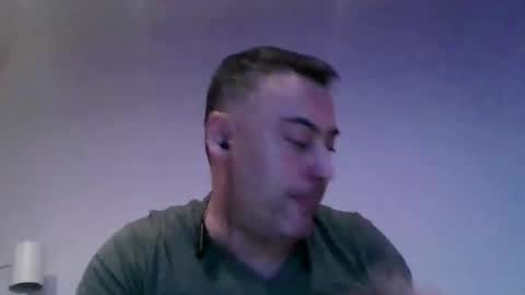 neulen4 online show from November 17, 2025, 9:09 pm