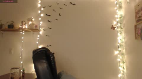 Mar online show from October 3, 2025, 7:38 am