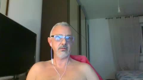 nevenerabis online show from January 8, 2025, 7:24 am
