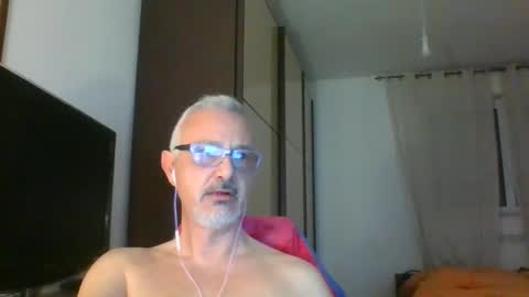 nevenerabis online show from March 6, 2025, 7:43 pm