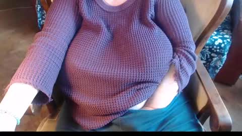 Lilly  online show from December 2, 2024, 9:02 am