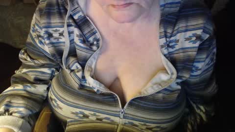 Lilly  online show from December 16, 2024, 3:30 am