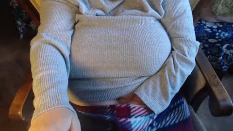 Lilly  online show from March 4, 2025, 1:59 pm