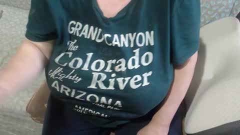 Lilly  online show from September 19, 2025, 4:14 am