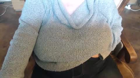 Lilly  online show from November 16, 2025, 9:59 am