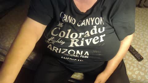 Lilly  online show from May 31, 2026, 2:20 am
