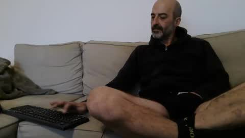 simi online show from December 8, 2024, 2:19 pm