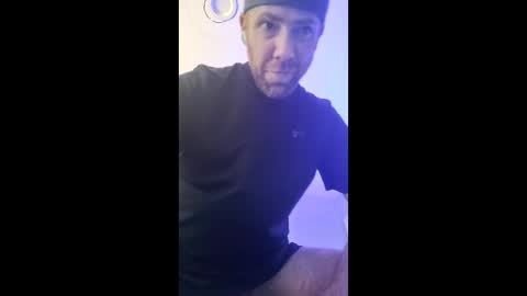 newboytoy38 online show from May 6, 2026, 3:06 pm