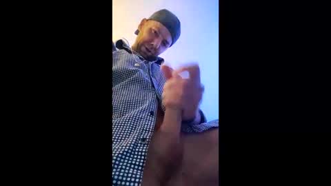 newboytoy38 online show from May 8, 2026, 4:56 pm