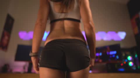 Snapshot of newivy chatting on December 8, 2024, 11:29 pm Ivy online show from December 8, 2024, 11:29 pm