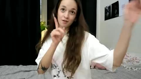 Snapshot of newproject_ chatting on November 26, 2025, 3:24 pm Nova online show from November 26, 2025, 3:24 pm