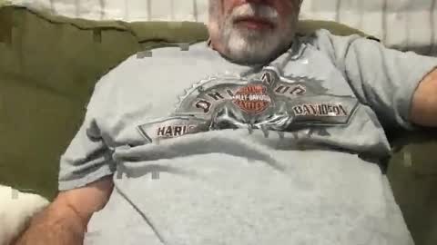 Snapshot of newtman68 chatting on April 14, 2026, 1:00 am newtman68 online show from April 14, 2026, 1:00 am