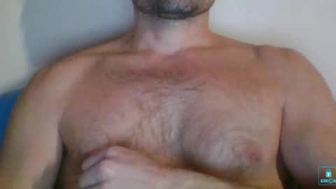 Snapshot of newtyguy90 chatting on December 10, 2024, 4:06 pm newtyguy90 online show from December 10, 2024, 4:06 pm