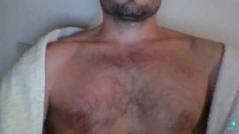Snapshot of newtyguy90 chatting on December 30, 2024, 7:04 am newtyguy90 online show from December 30, 2024, 7:04 am